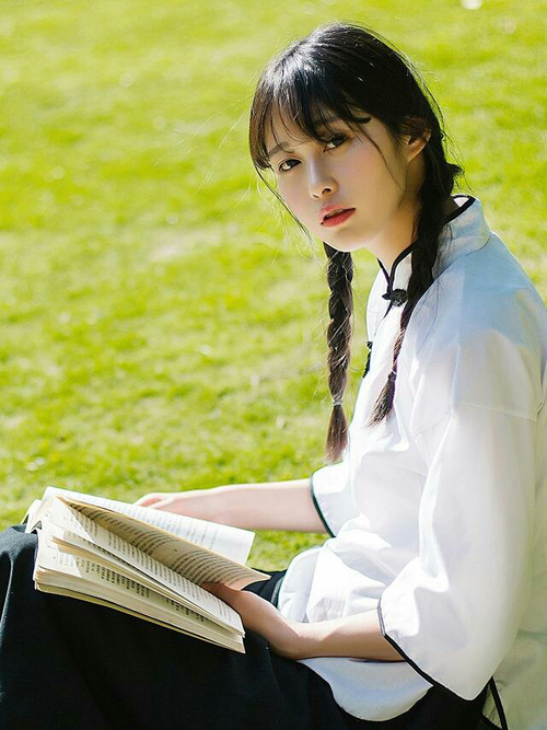 NBA明星球员在季前训练中积极备战新赛季,nba季前赛明星打不打