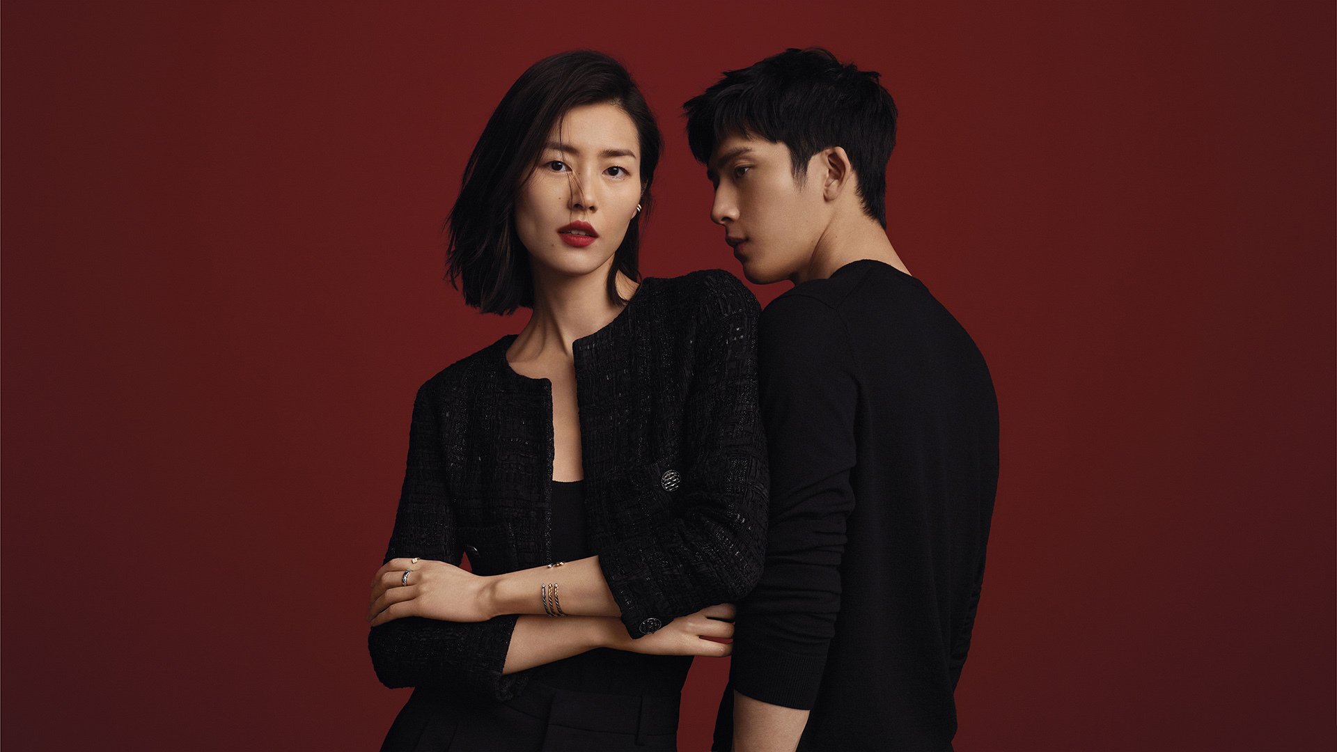 中国女篮打造多点进攻打破对手包夹，中国女篮打球